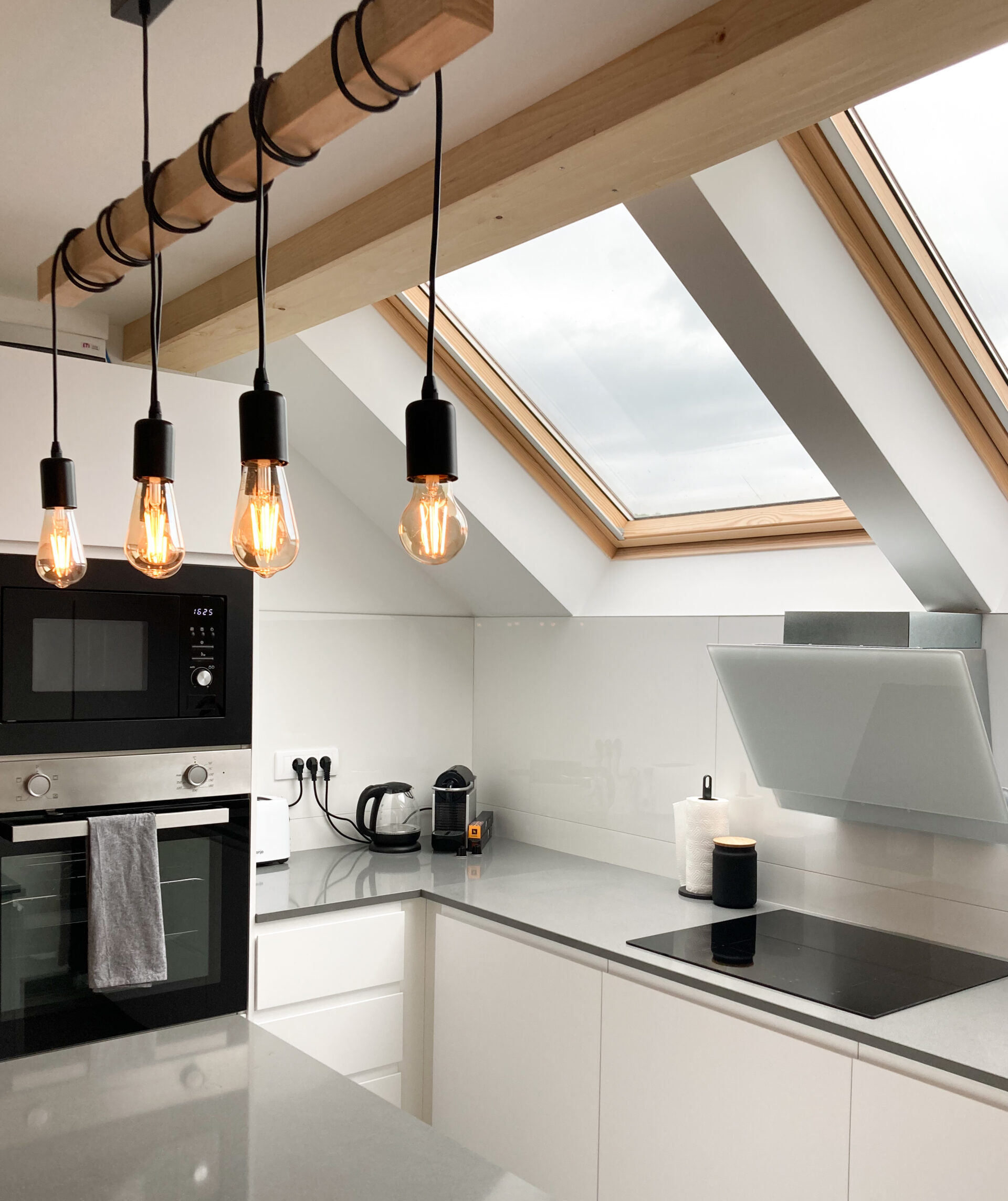 Luksuzno uređen apartman sa modernim dizajnom i prirodnim materijalima, blizu Sokobanje.